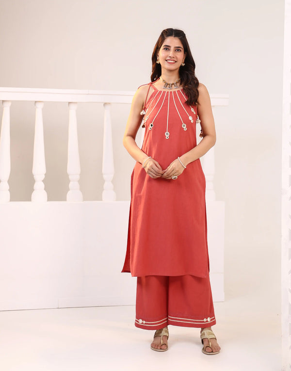 DEVIKA DAKR PEACH EMBROIDERED KURTA SET