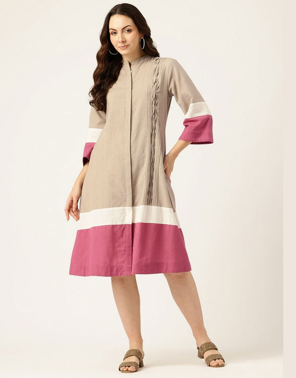 EIRA SOLID COLOUR BLOCKING DRESS