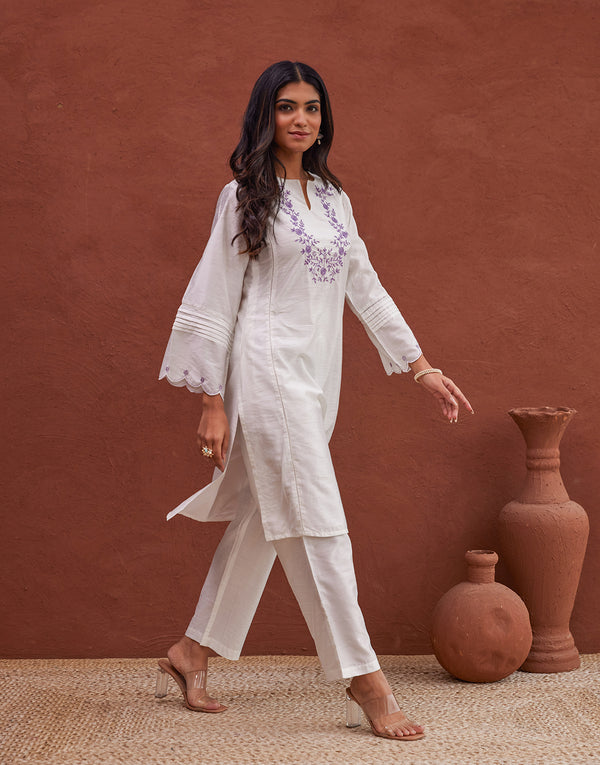 Zehnaseeb Embroidered White Kurta Pants Set