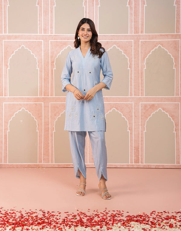 SANIKA SKY BLOOM EMBROIDERED KURTA SET