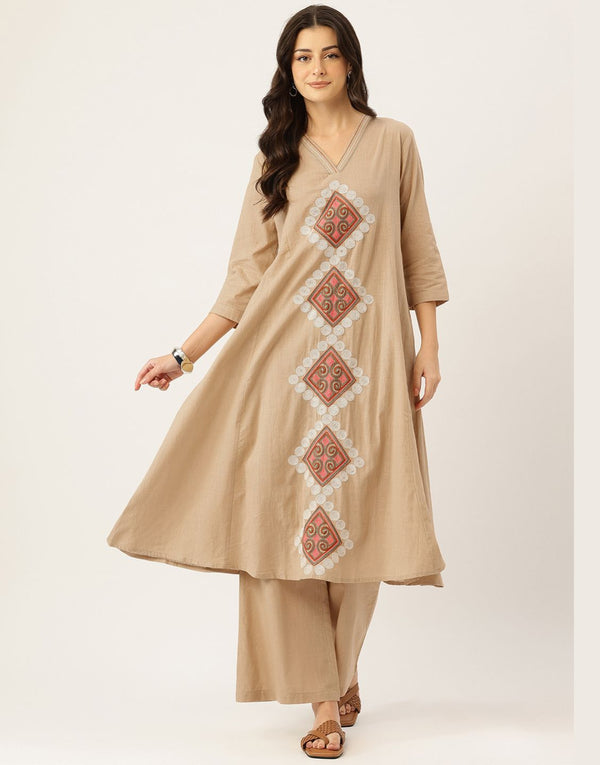 YAMIKA BEIGE PATCH EMBROIDERED KURTA SET
